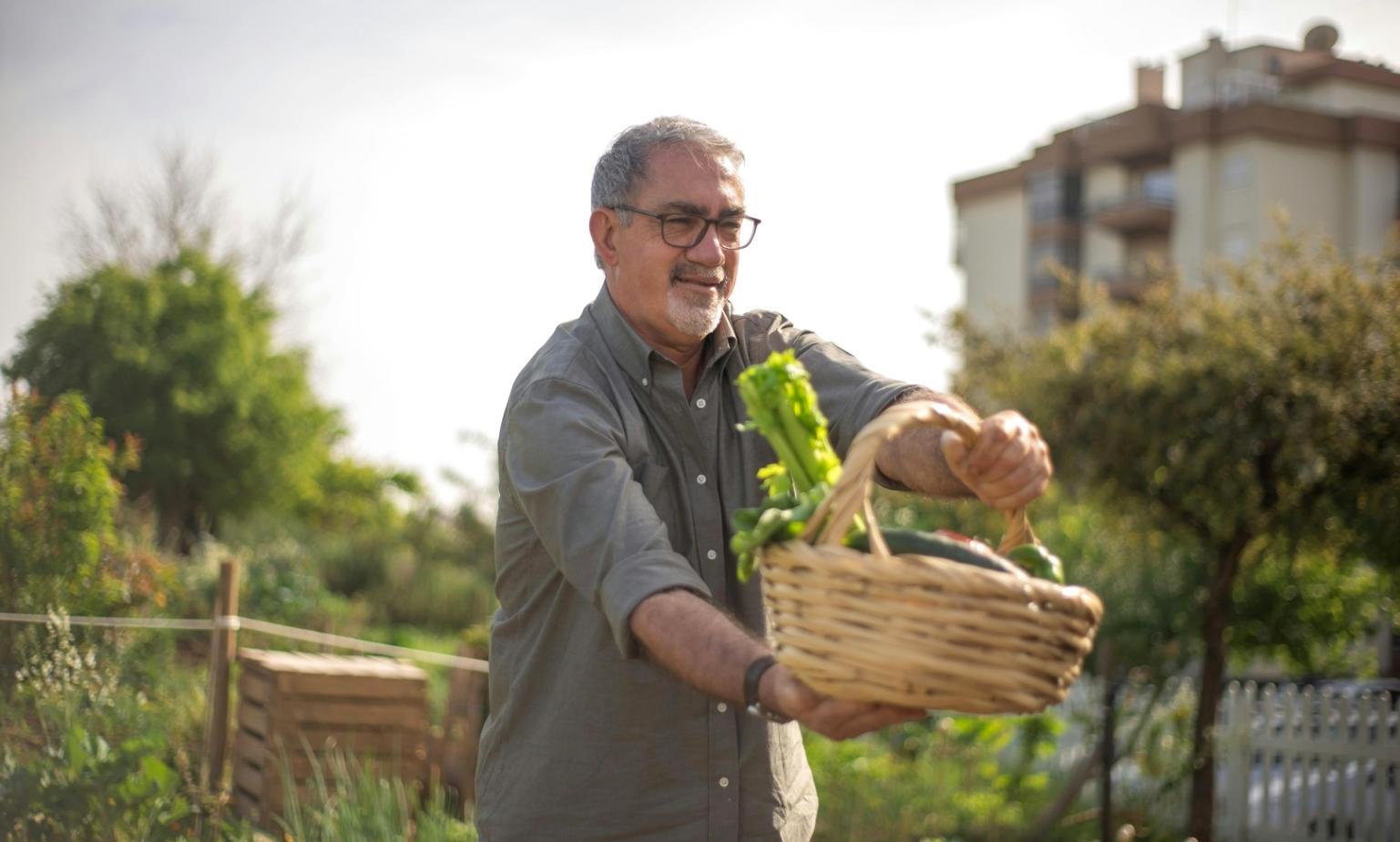 Изучение документов по социальным выплатам